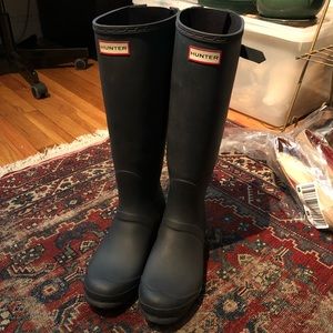 Hunter wide calf rain boots